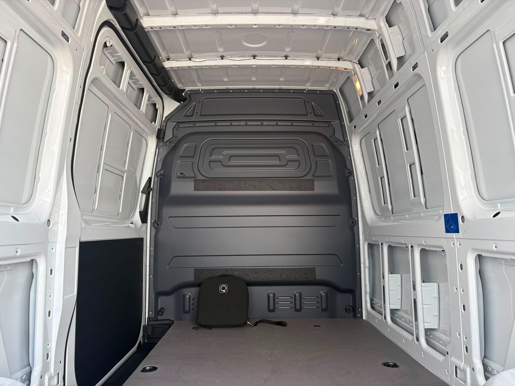 Mercedes-Benz eSprinter